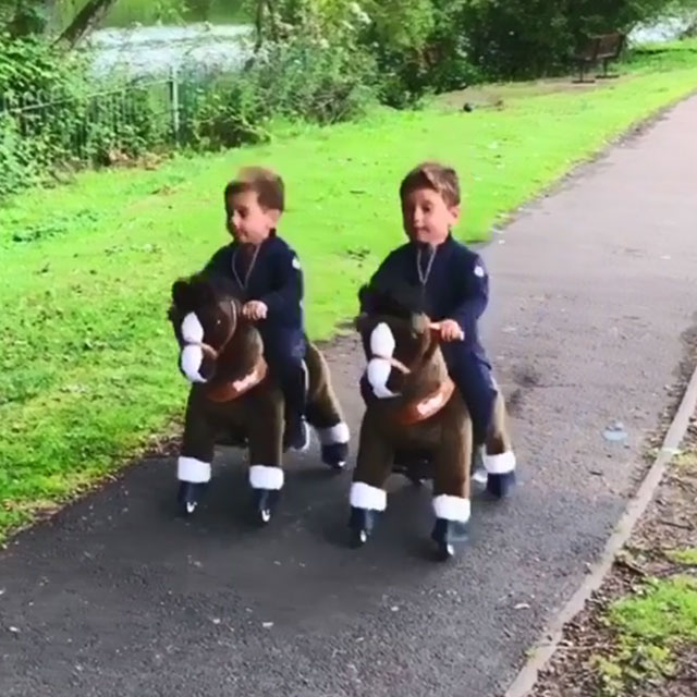 Twin brather Pony Riders